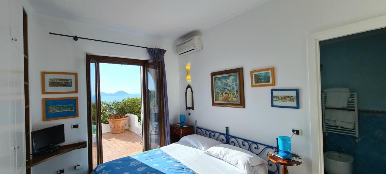 Guest House Villa Il Gabbiano ปอนซา ภายนอก รูปภาพ