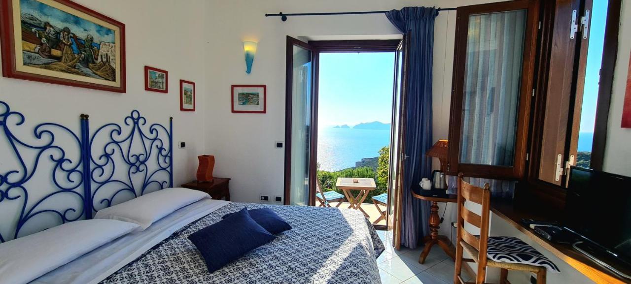 Guest House Villa Il Gabbiano ปอนซา ภายนอก รูปภาพ