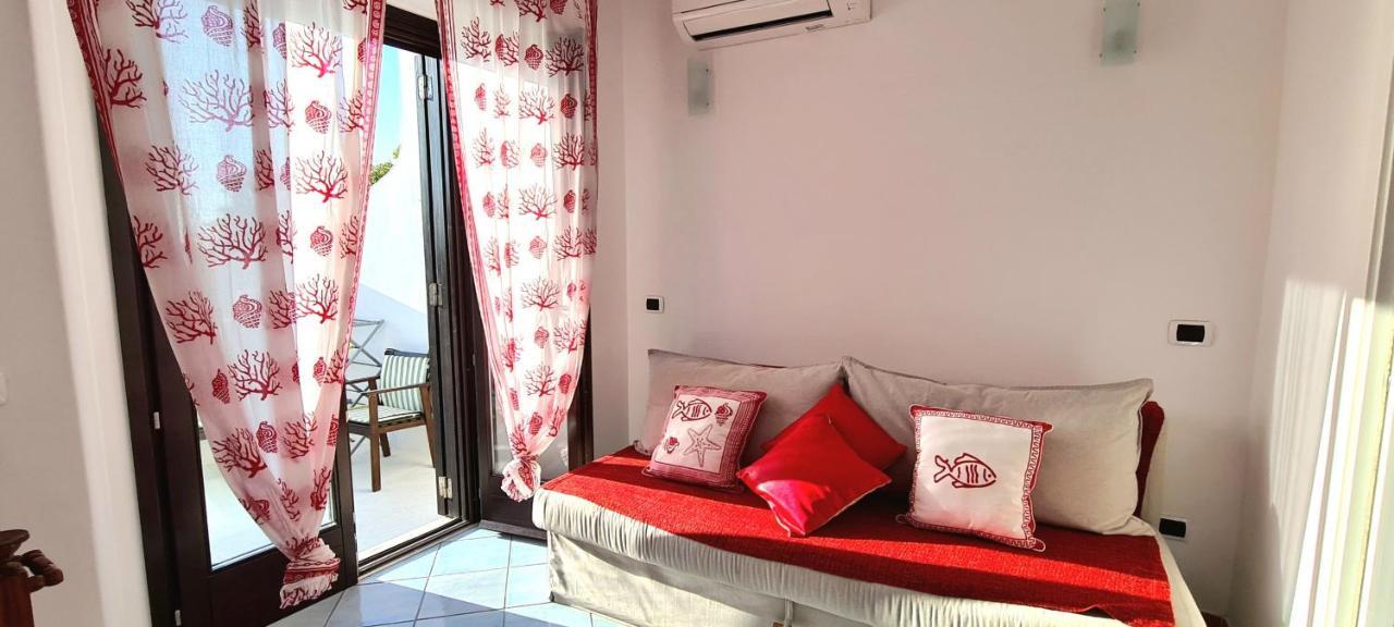 Guest House Villa Il Gabbiano ปอนซา ภายนอก รูปภาพ