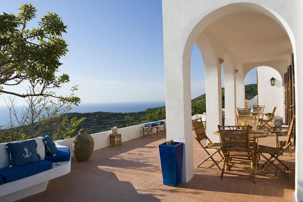 Guest House Villa Il Gabbiano ปอนซา ภายนอก รูปภาพ