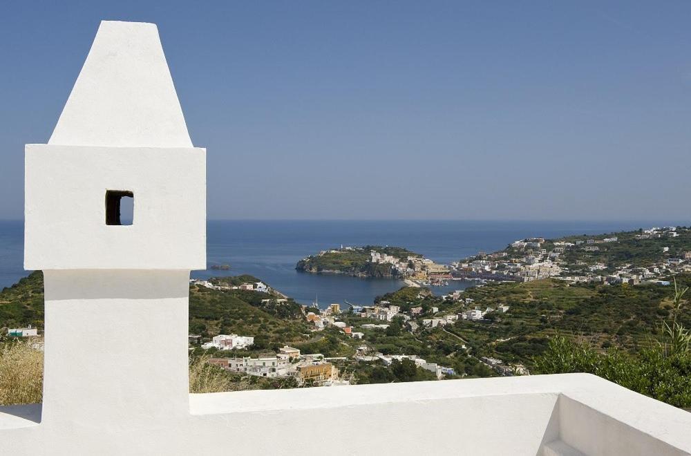 Guest House Villa Il Gabbiano ปอนซา ภายนอก รูปภาพ