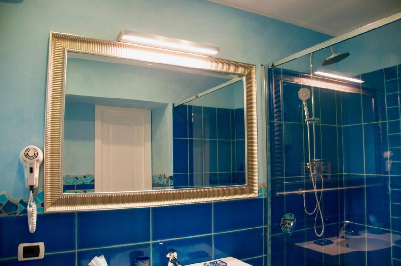 Guest House Villa Il Gabbiano ปอนซา ภายนอก รูปภาพ