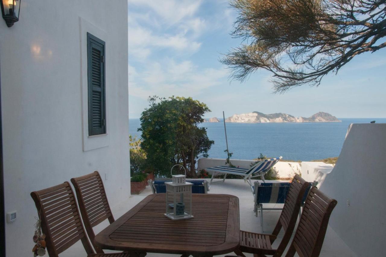 Guest House Villa Il Gabbiano ปอนซา ภายนอก รูปภาพ